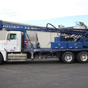B230606A D120 Freightliner FLD120 Drill Rig
