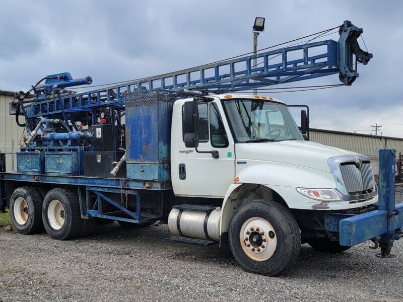 B240531 D-120 on International Drill Rig