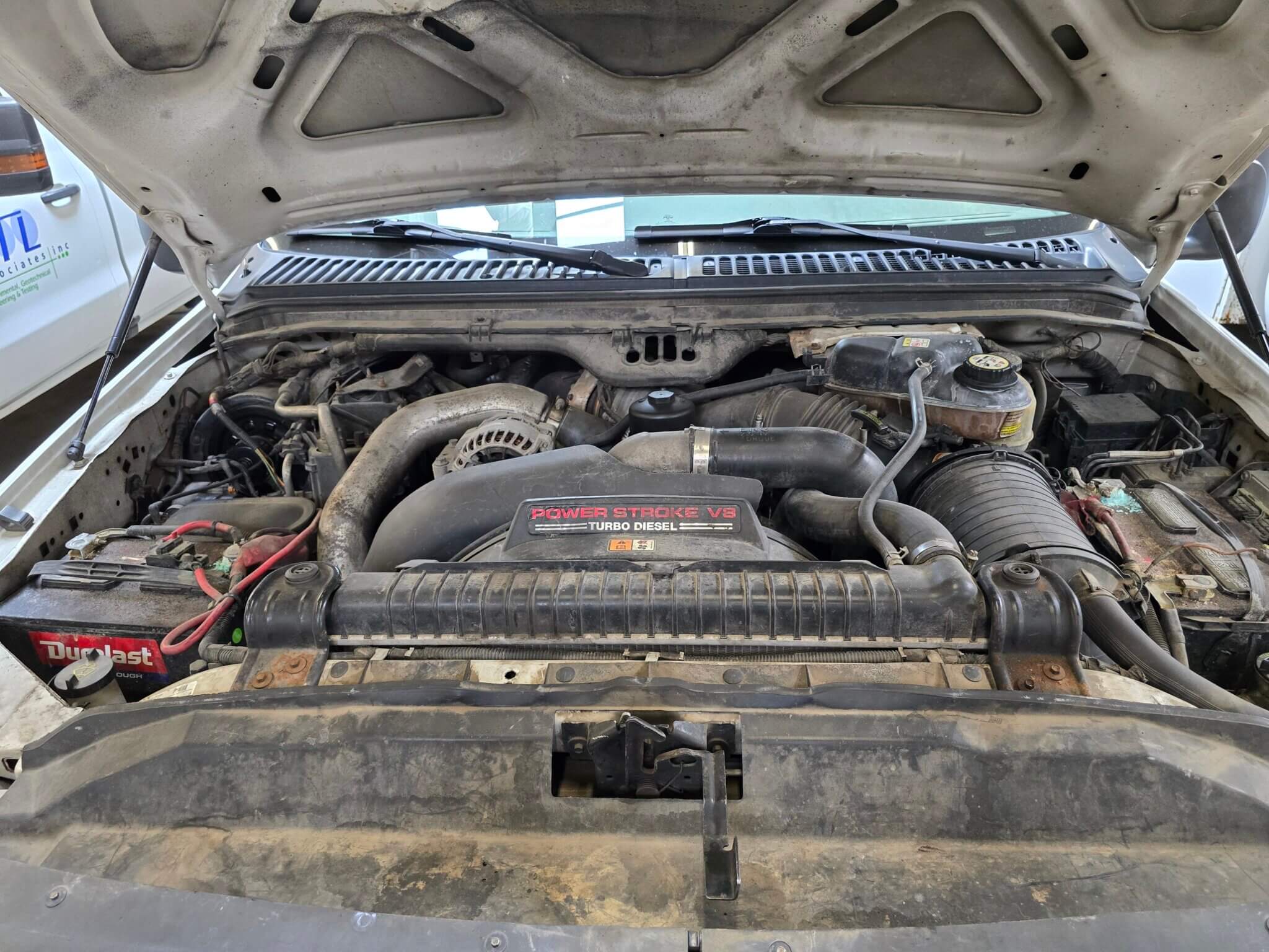 2005 FORD F350 LIFT GATE SUPPORT TRUCK FOR SALE UNIT B240917C