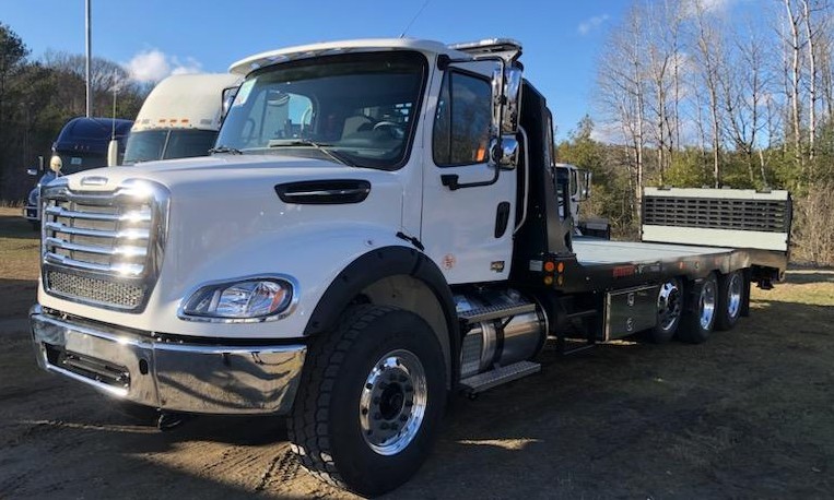 Versatran Retriever 20T Freightliner M2 112 Plus