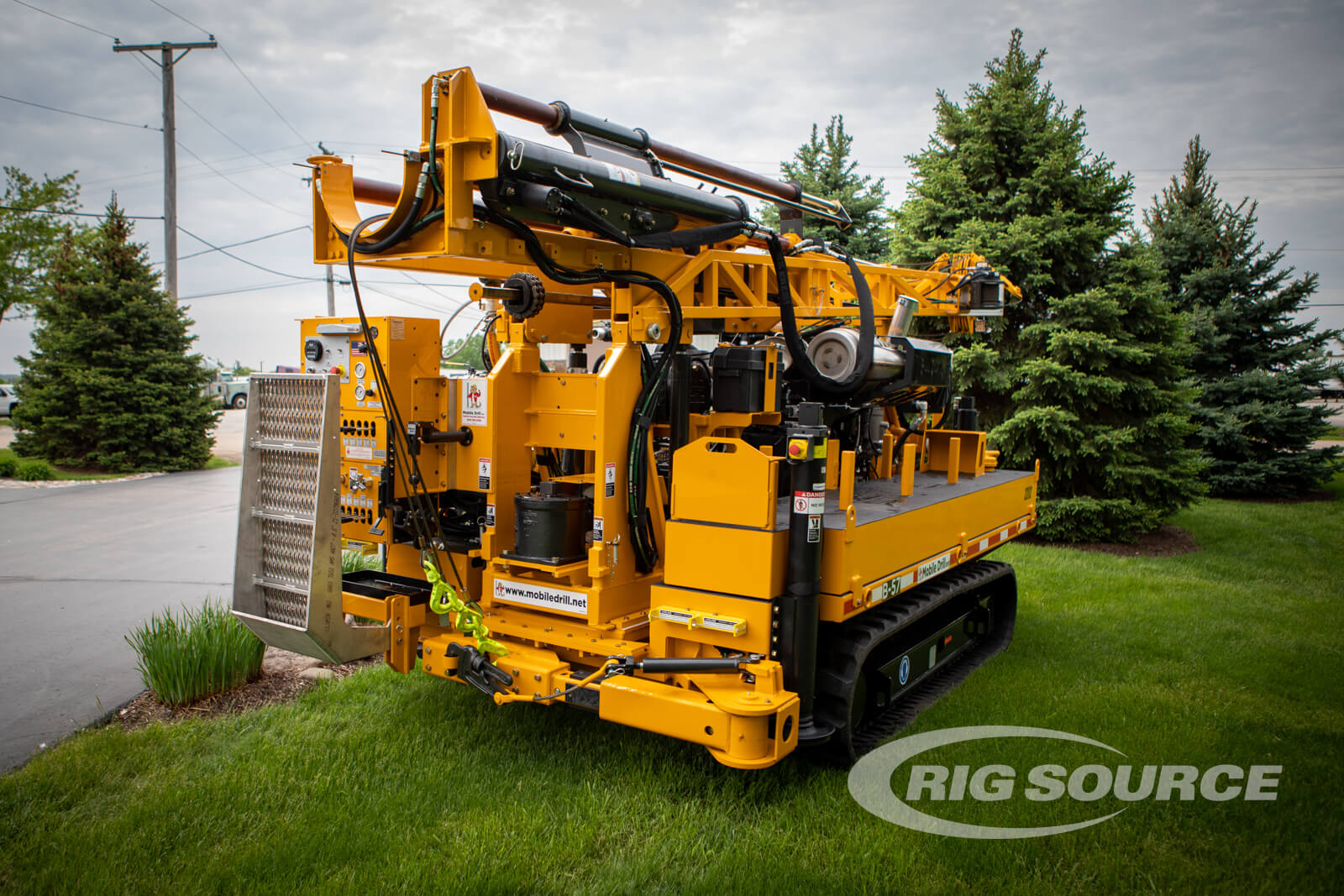 Mobile B57 Drill For Rent Core Drill Rental Unit 22112