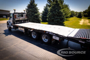 Versatran 15T Retriever International Trucks Chassis