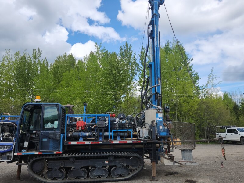 Mobile B37 on Morooka